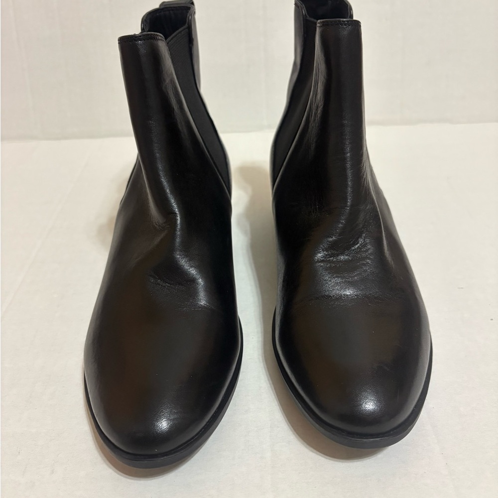 Steve Madden Black Ankle Boots, size 9